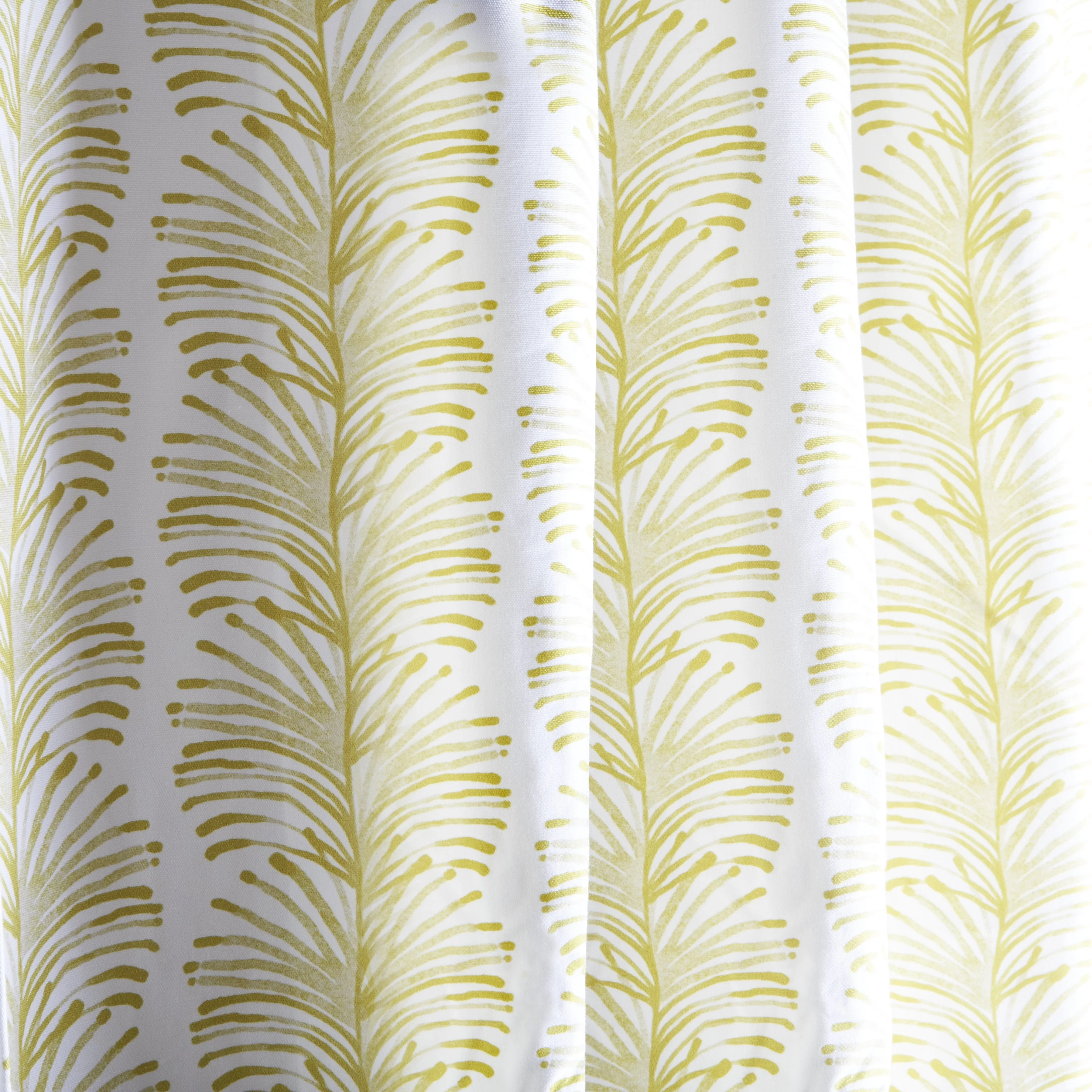 Emma Chartreuse - Image 2