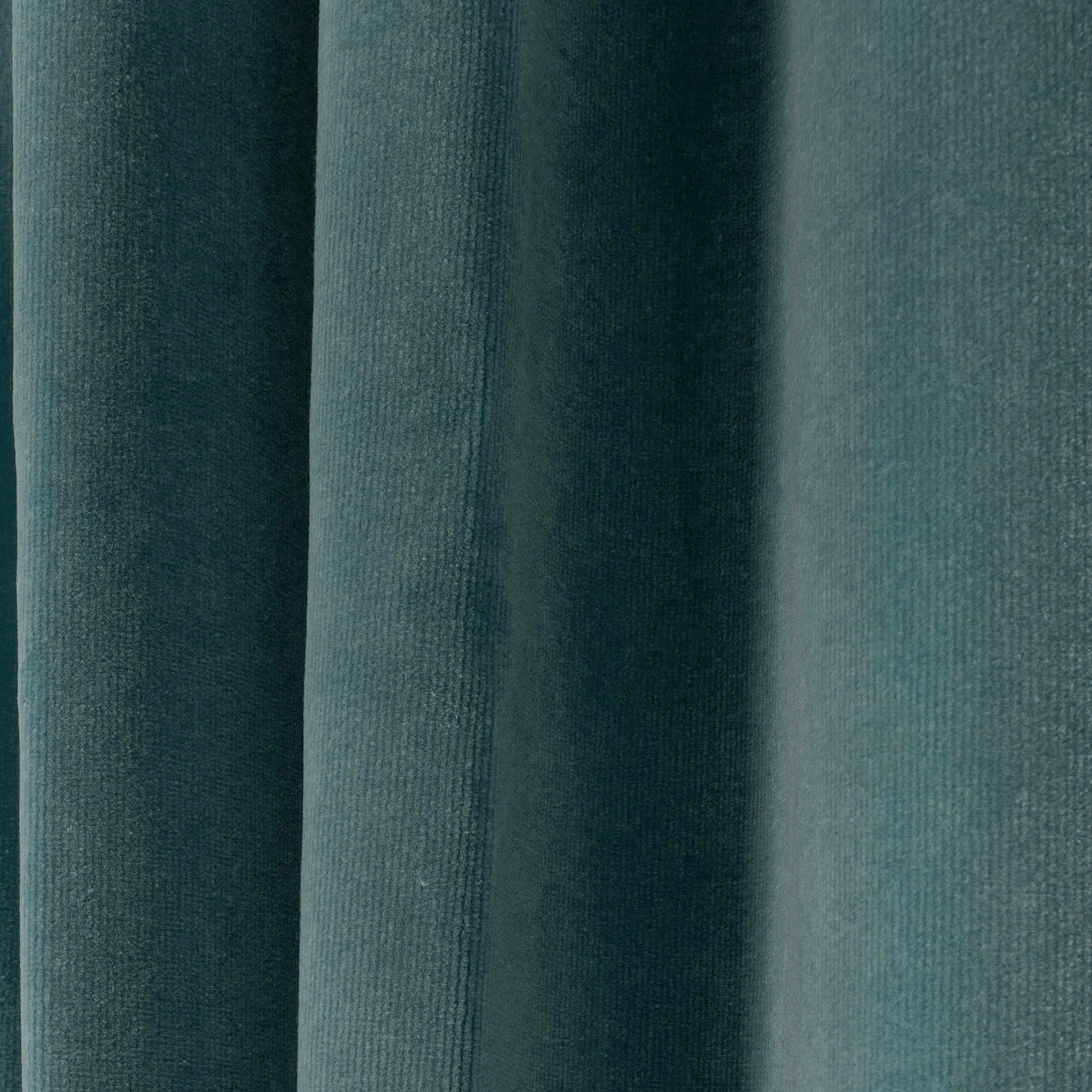 Peacock Velvet - Image 2