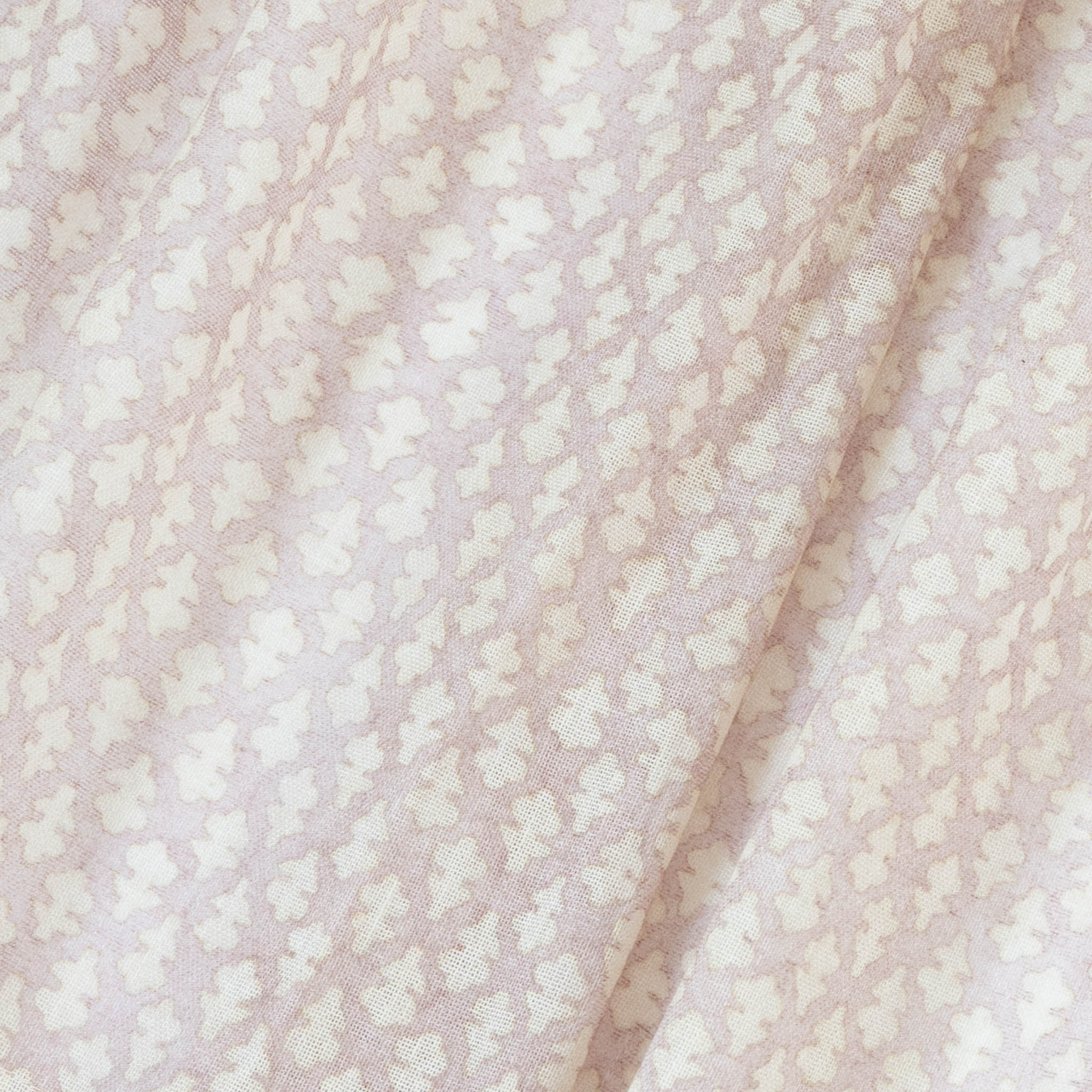 Quinn Wisteria - Image 2