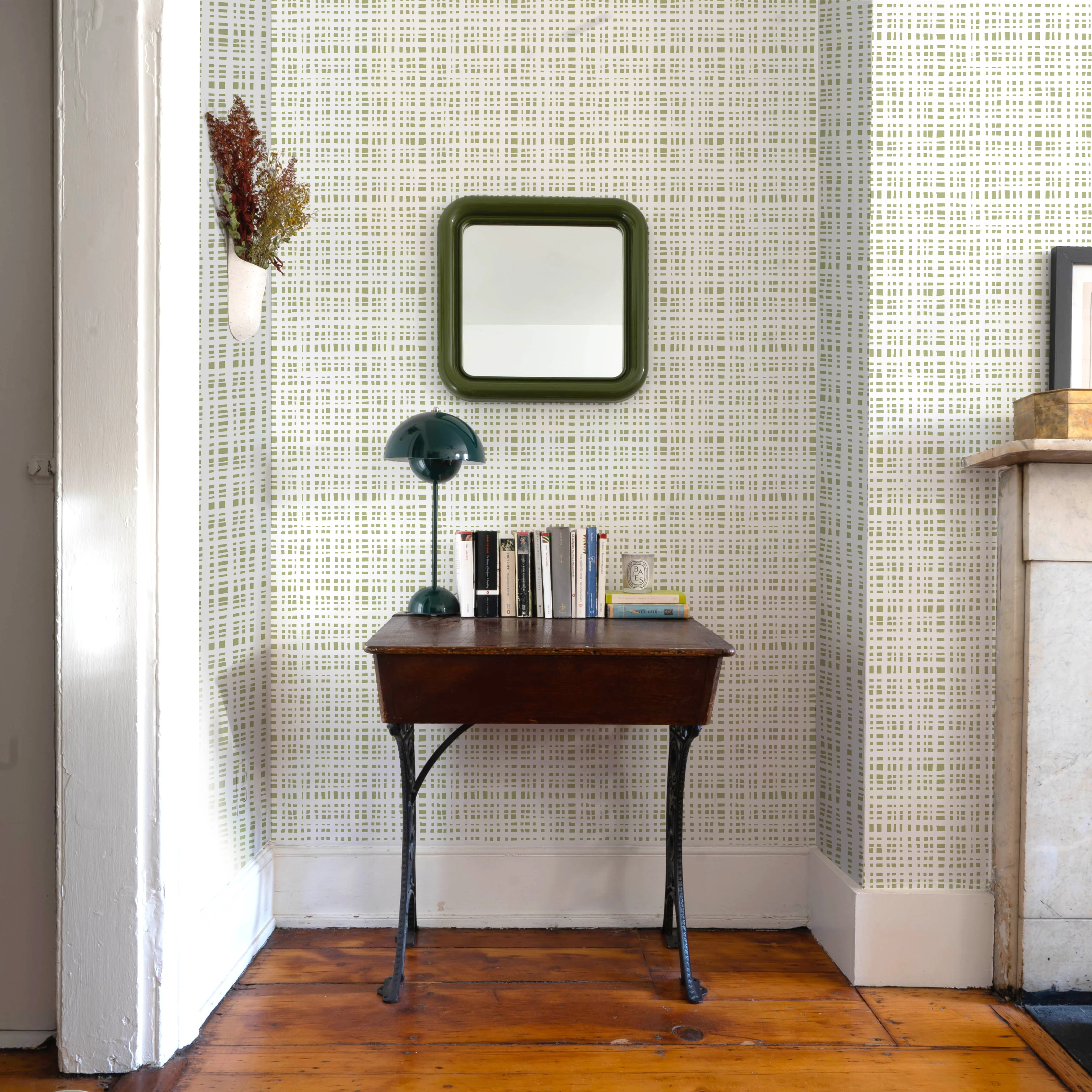 Ginger Moss - Image 5